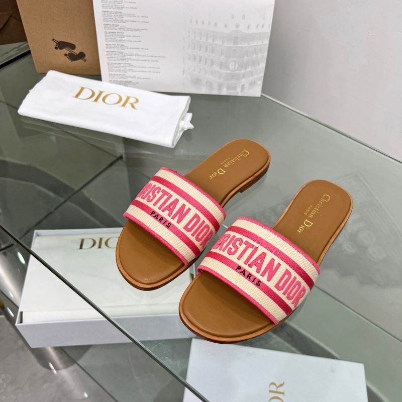 ch**an D*or slippers